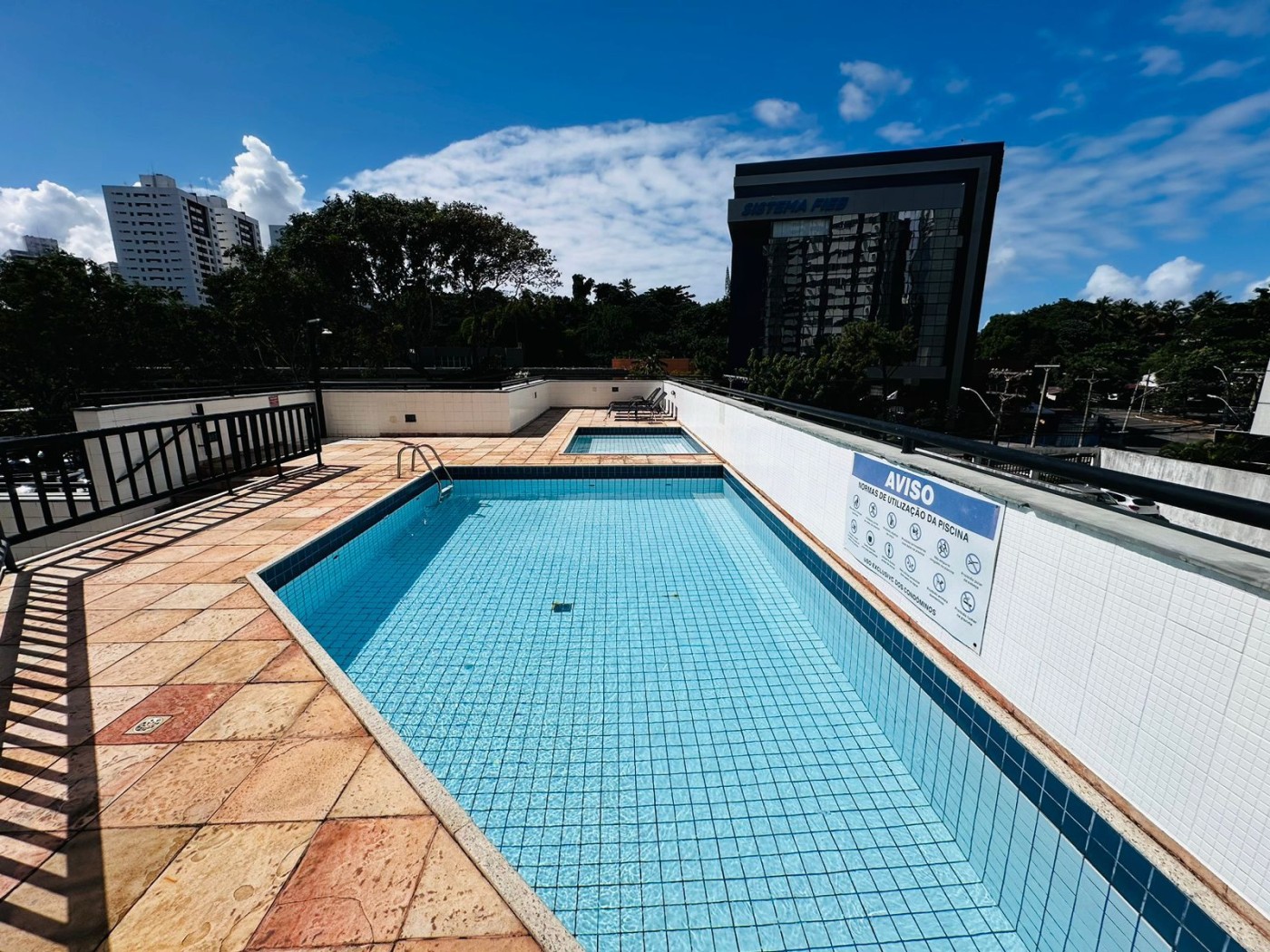 Apartamento - Costa azul