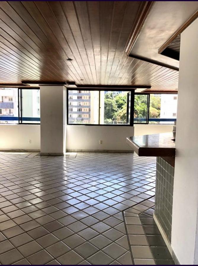 Apartamento - Caminho das árvores