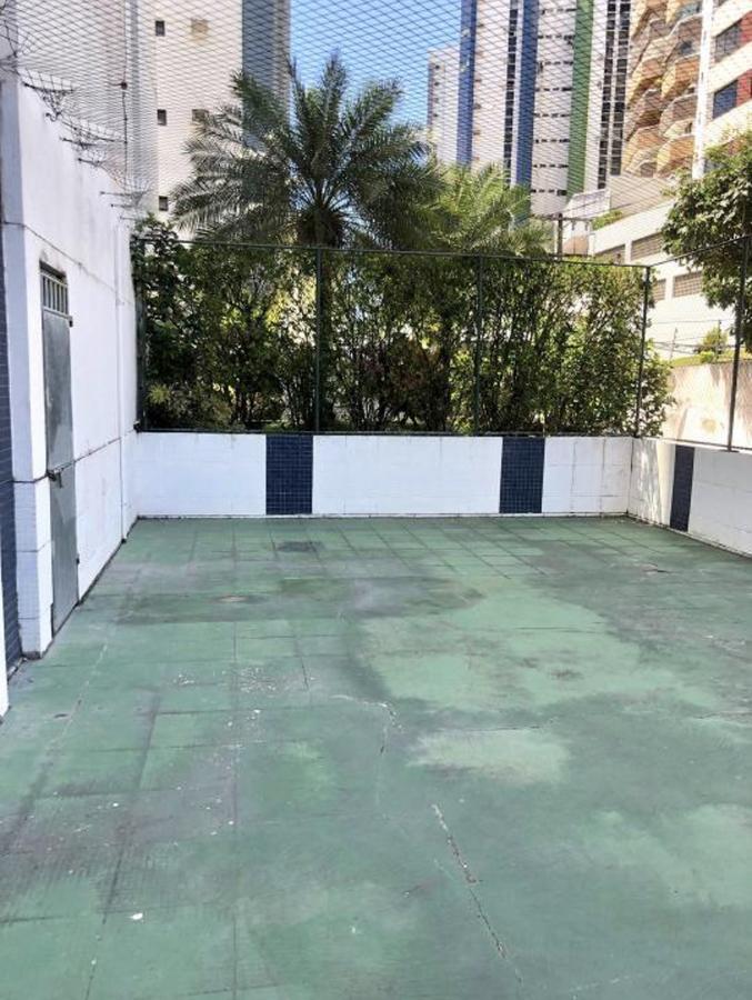 Apartamento - Caminho das árvores