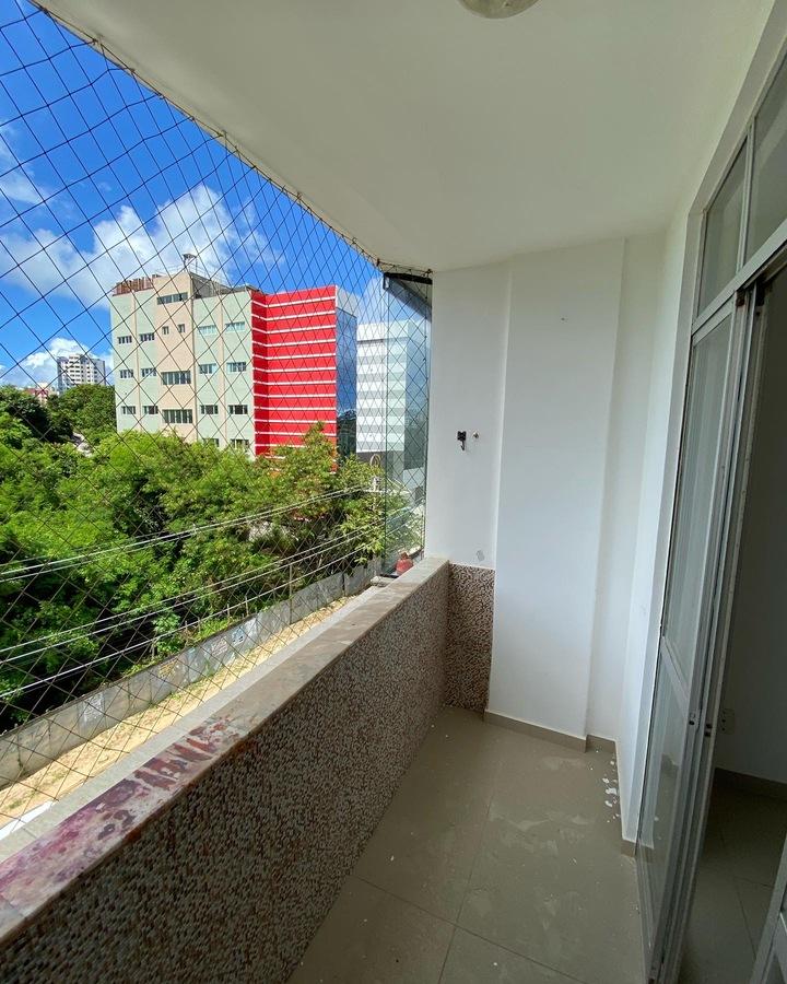 Apartamento - Costa azul