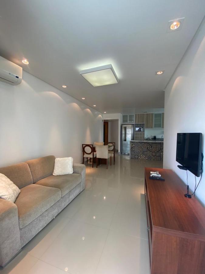 Apartamento - Caminho das árvores