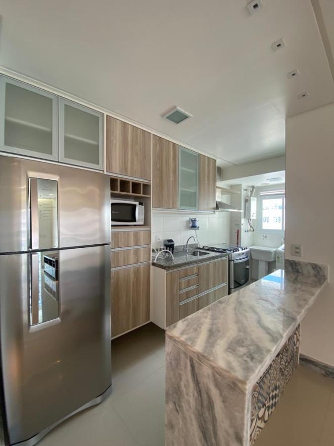 Apartamento - Caminho das árvores
