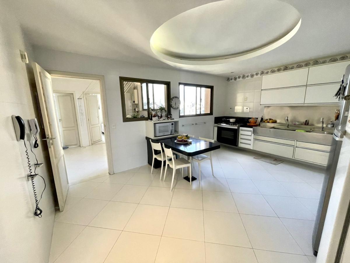 Apartamento - Rio vermelho
