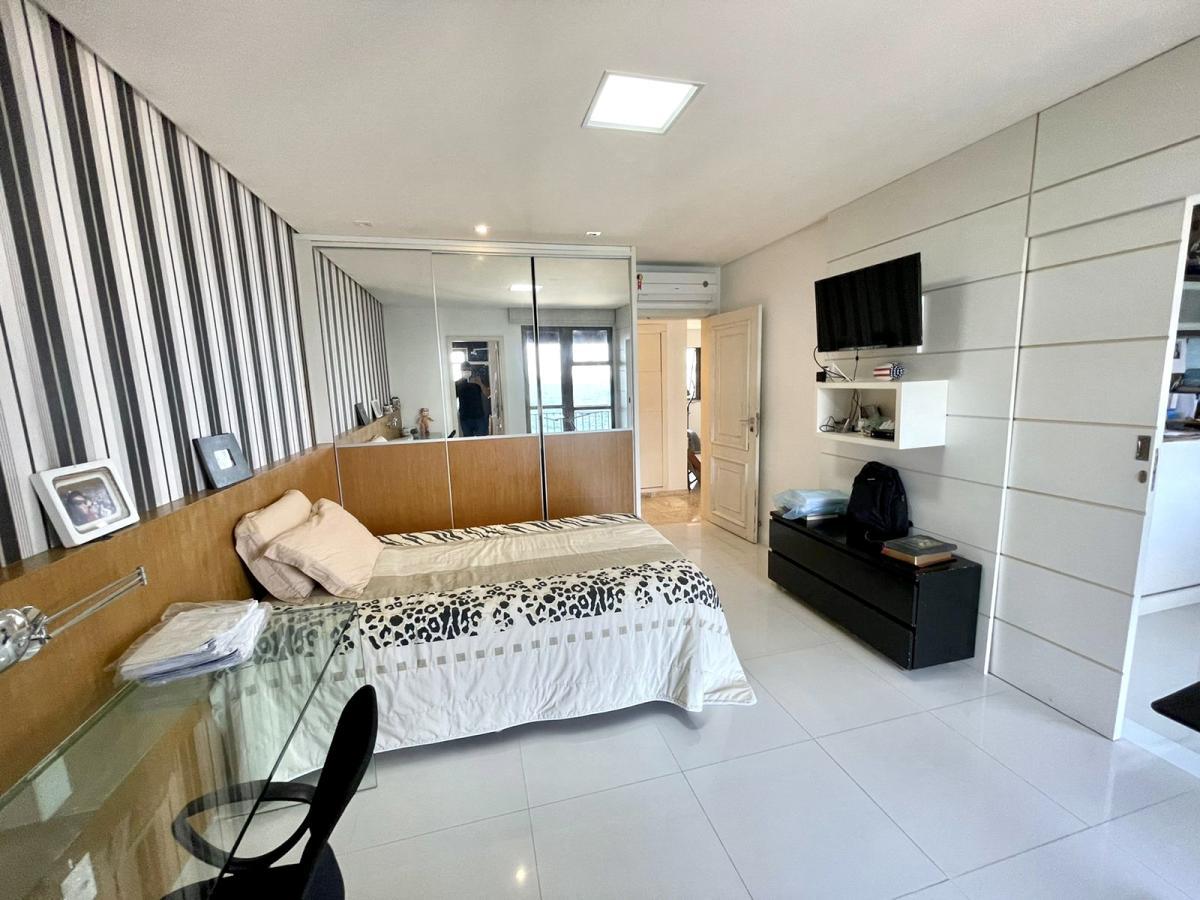Apartamento - Rio vermelho