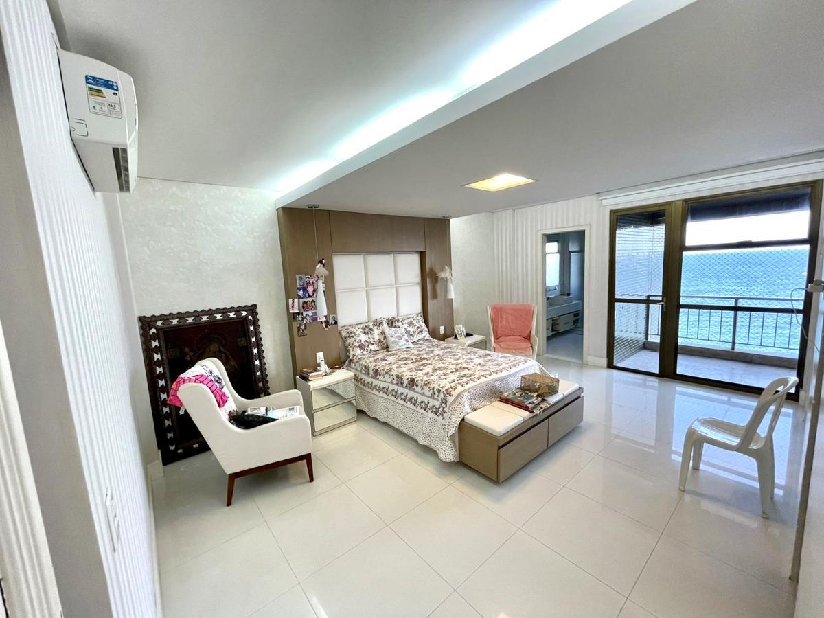 Apartamento - Rio vermelho
