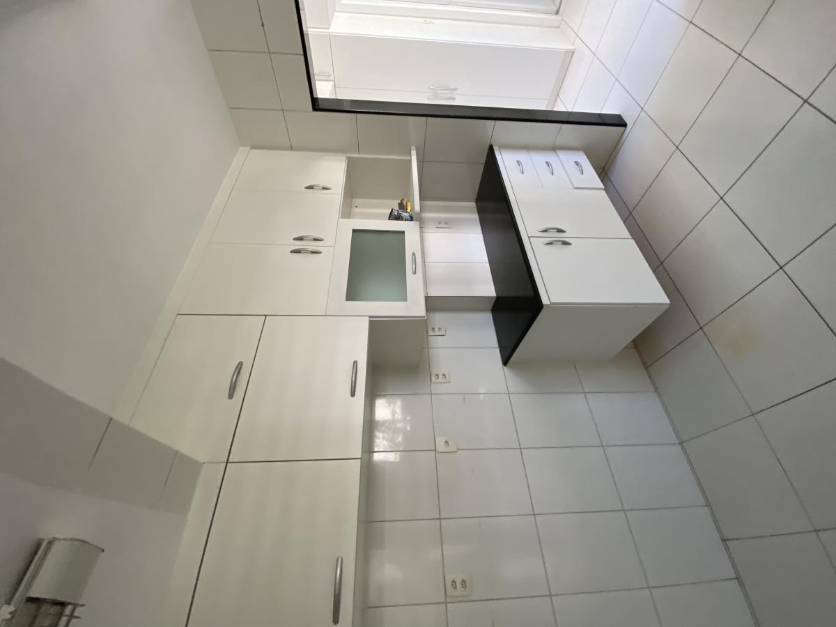 Apartamento - Caminho das árvores