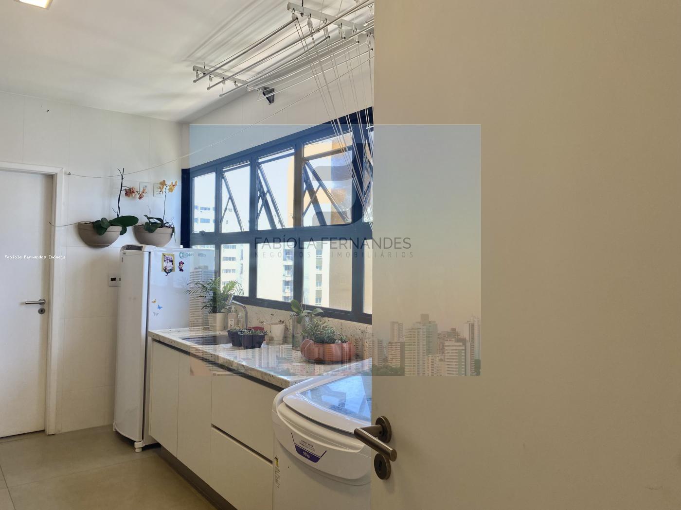 Apartamento - Corredor da vitória