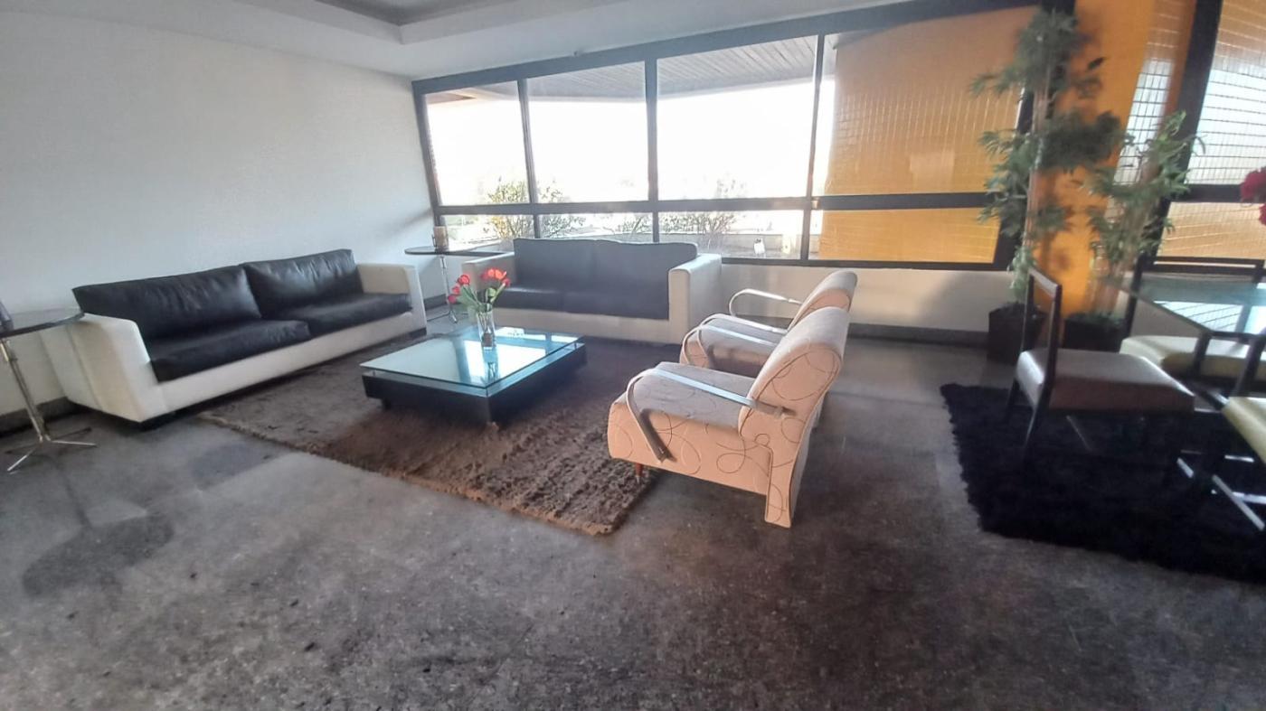 Apartamento - Rio Vermelho