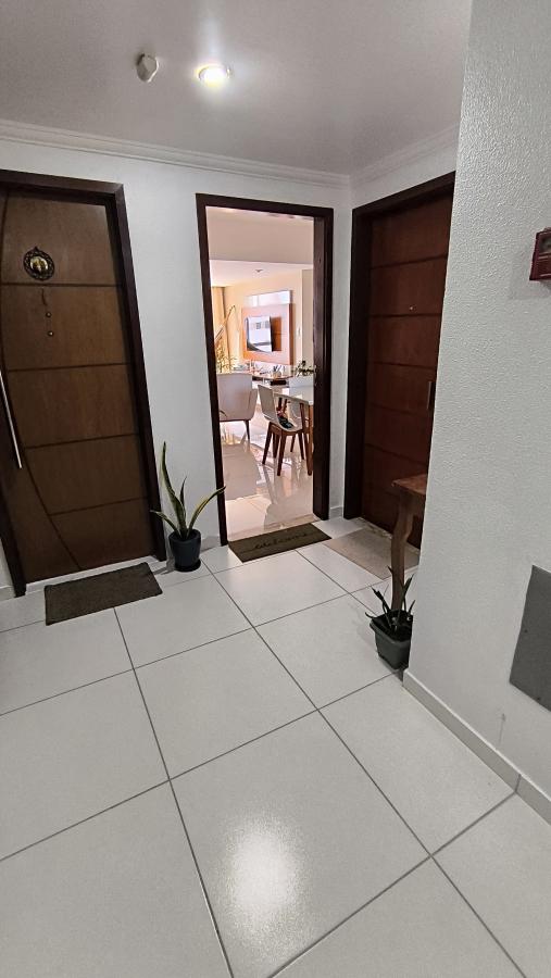 Apartamento - Jardim Armação