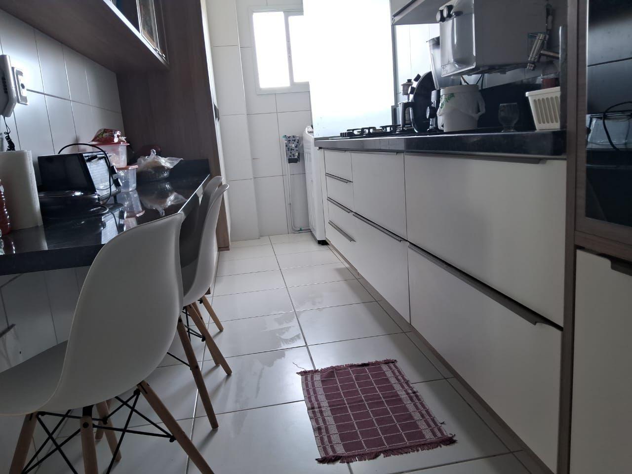 Apartamento - Jardim Armação