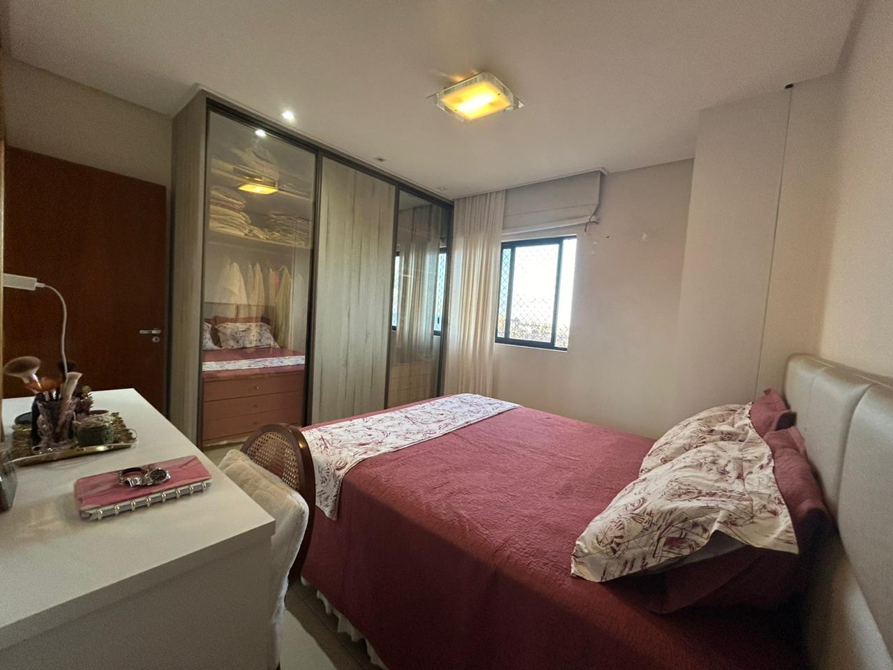 Apartamento - Jardim Armação