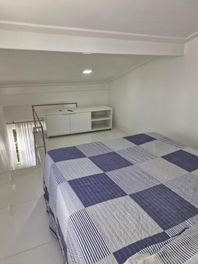 Apartamento - Itapuã