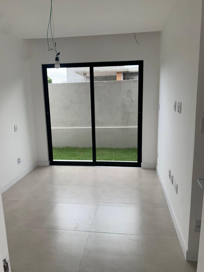 Casa - Abrantes (camaçari)