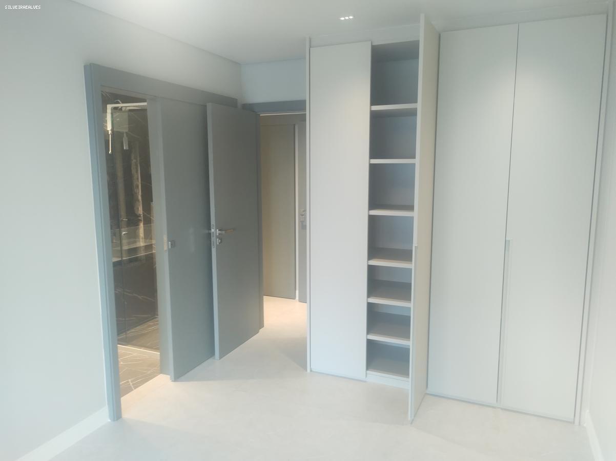 Apartamento - Caminho das árvores