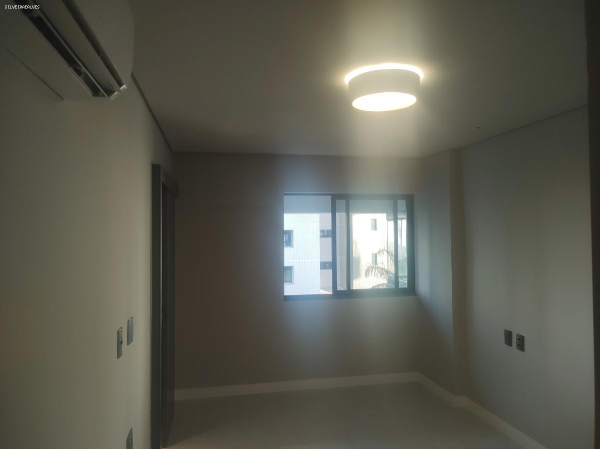 Apartamento - Caminho das árvores