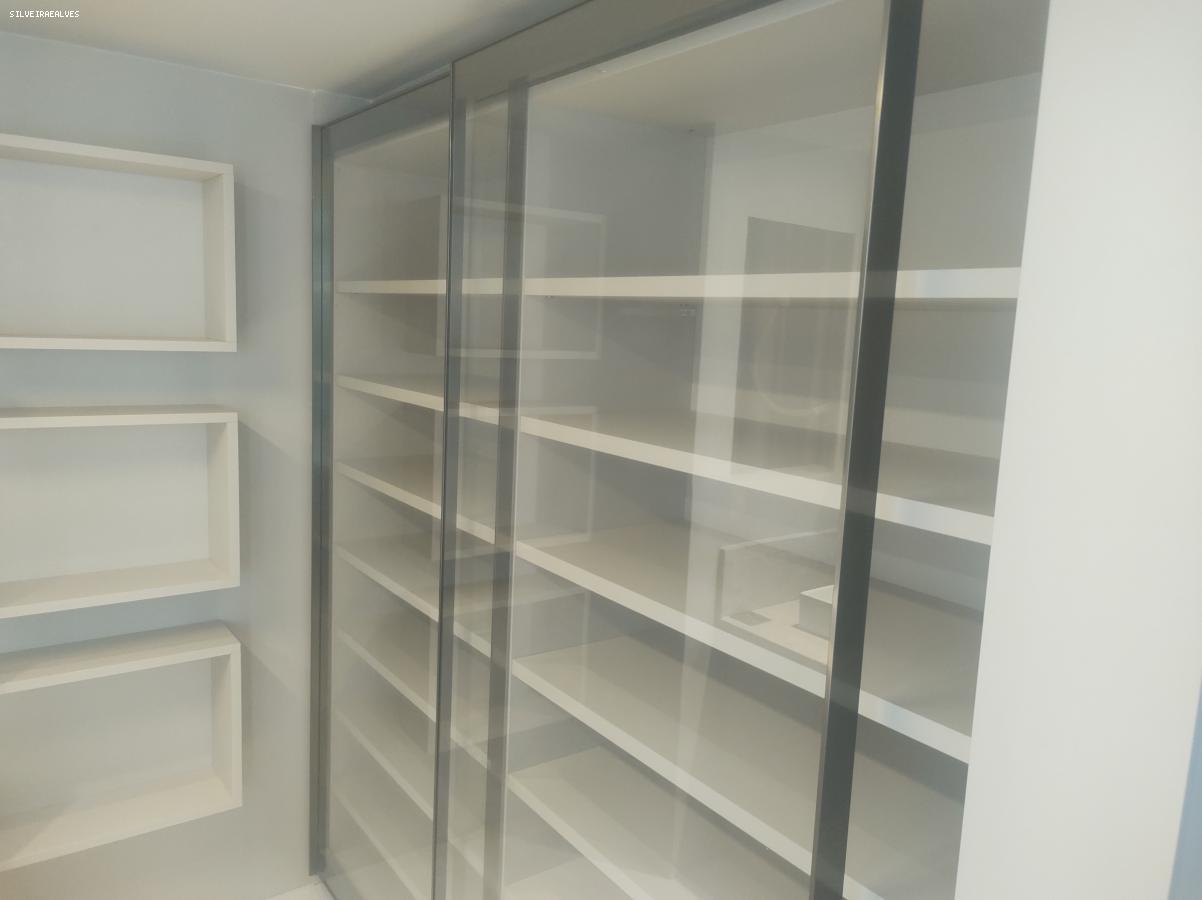 Apartamento - Caminho das árvores