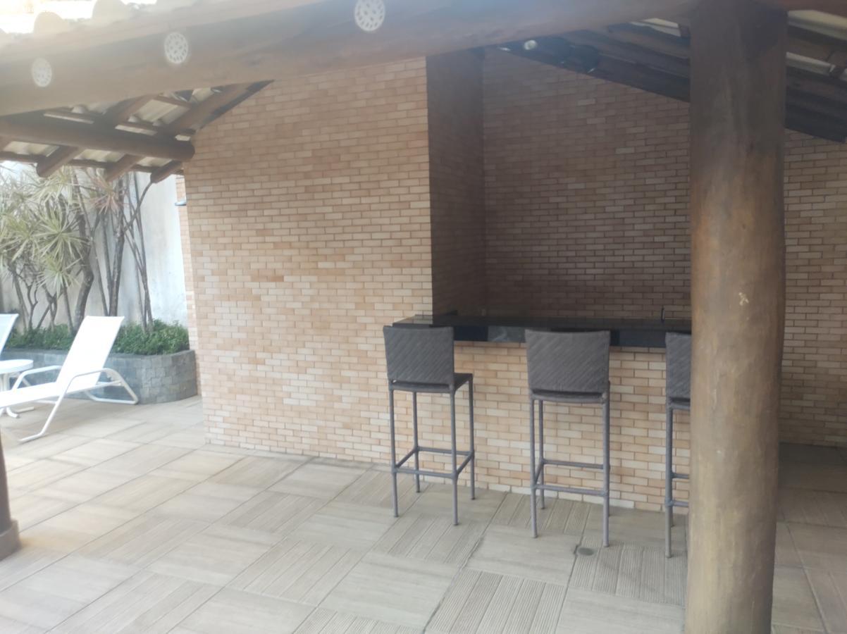 Apartamento - Caminho das árvores