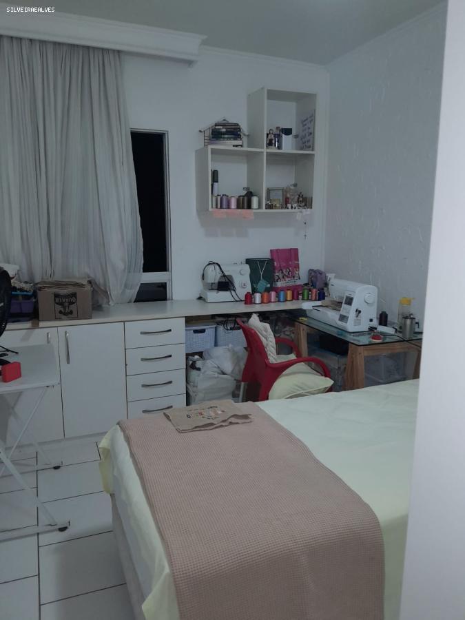 Apartamento - Itaigara