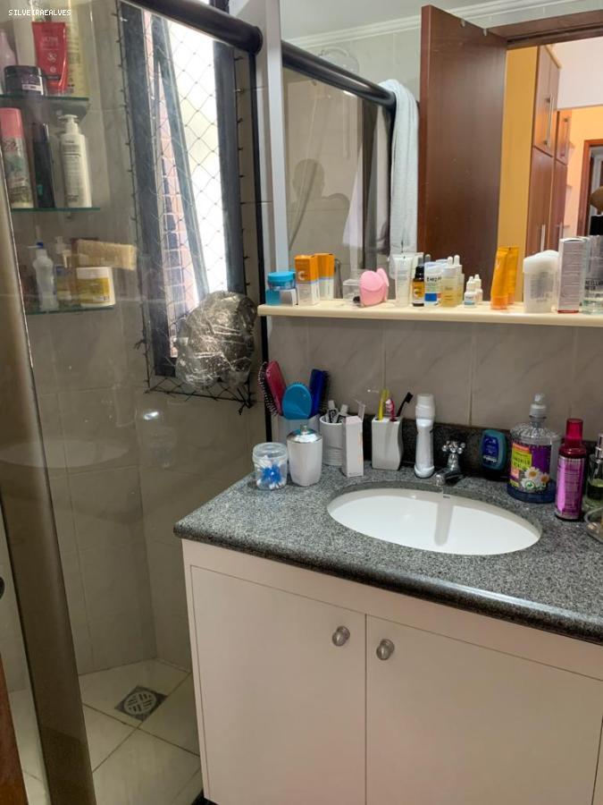 Apartamento - Caminho das árvores