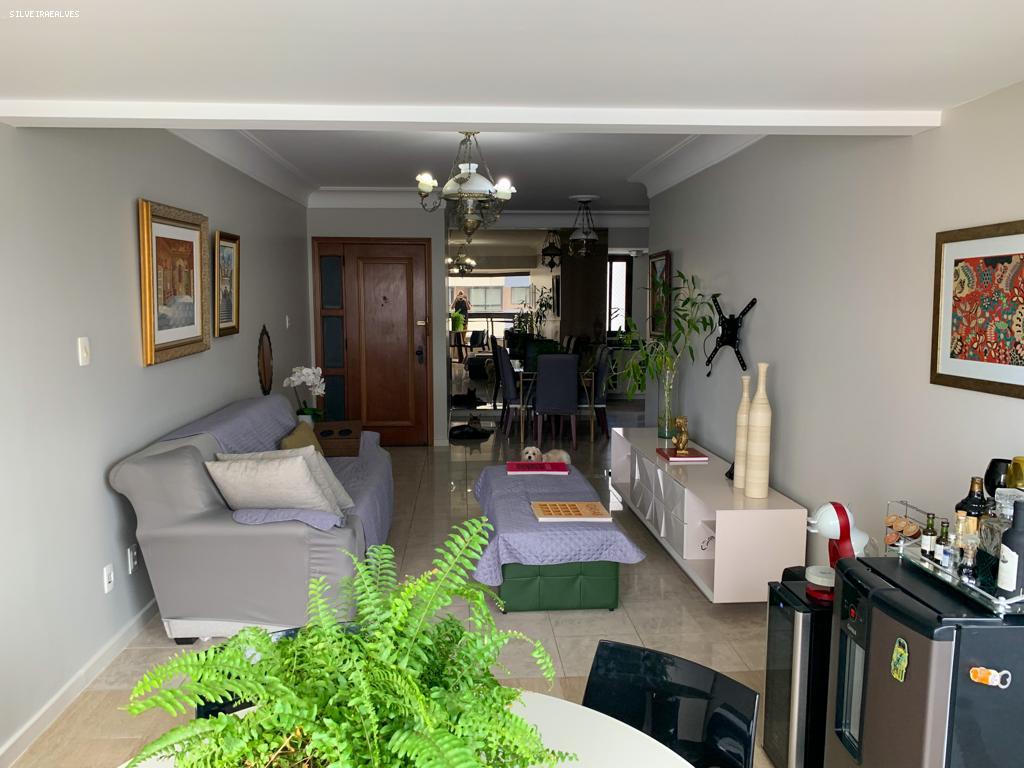 Apartamento - Caminho das árvores