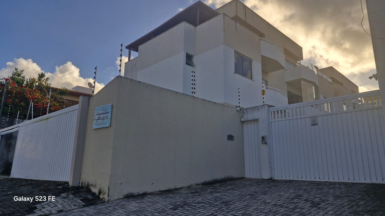 Casa duplex  - Buraquinho