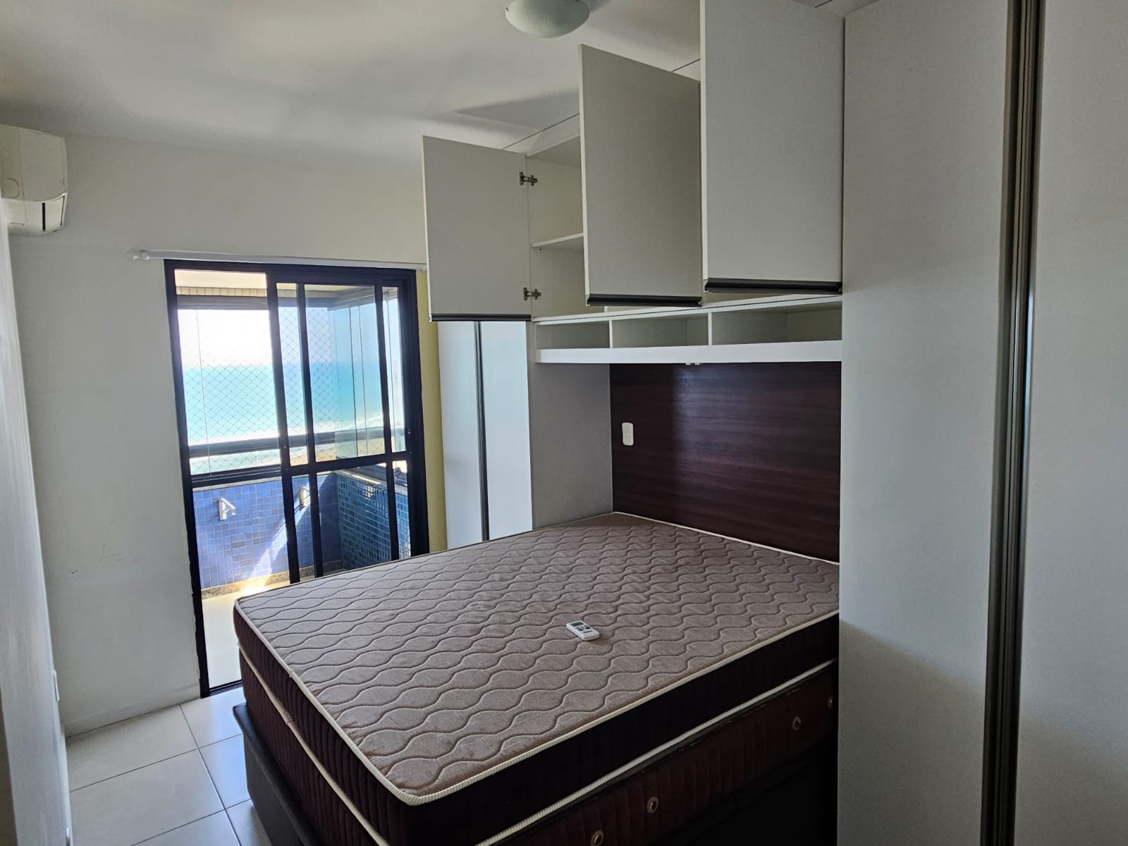 Apartamento - Jardim Armação