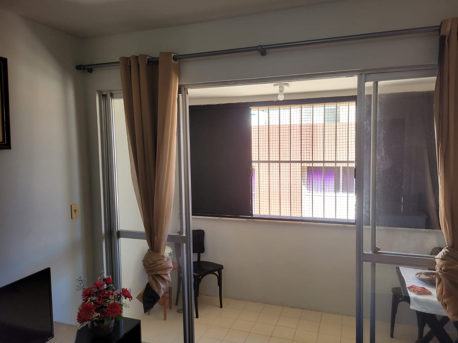 Apartamento - Jardim Armação