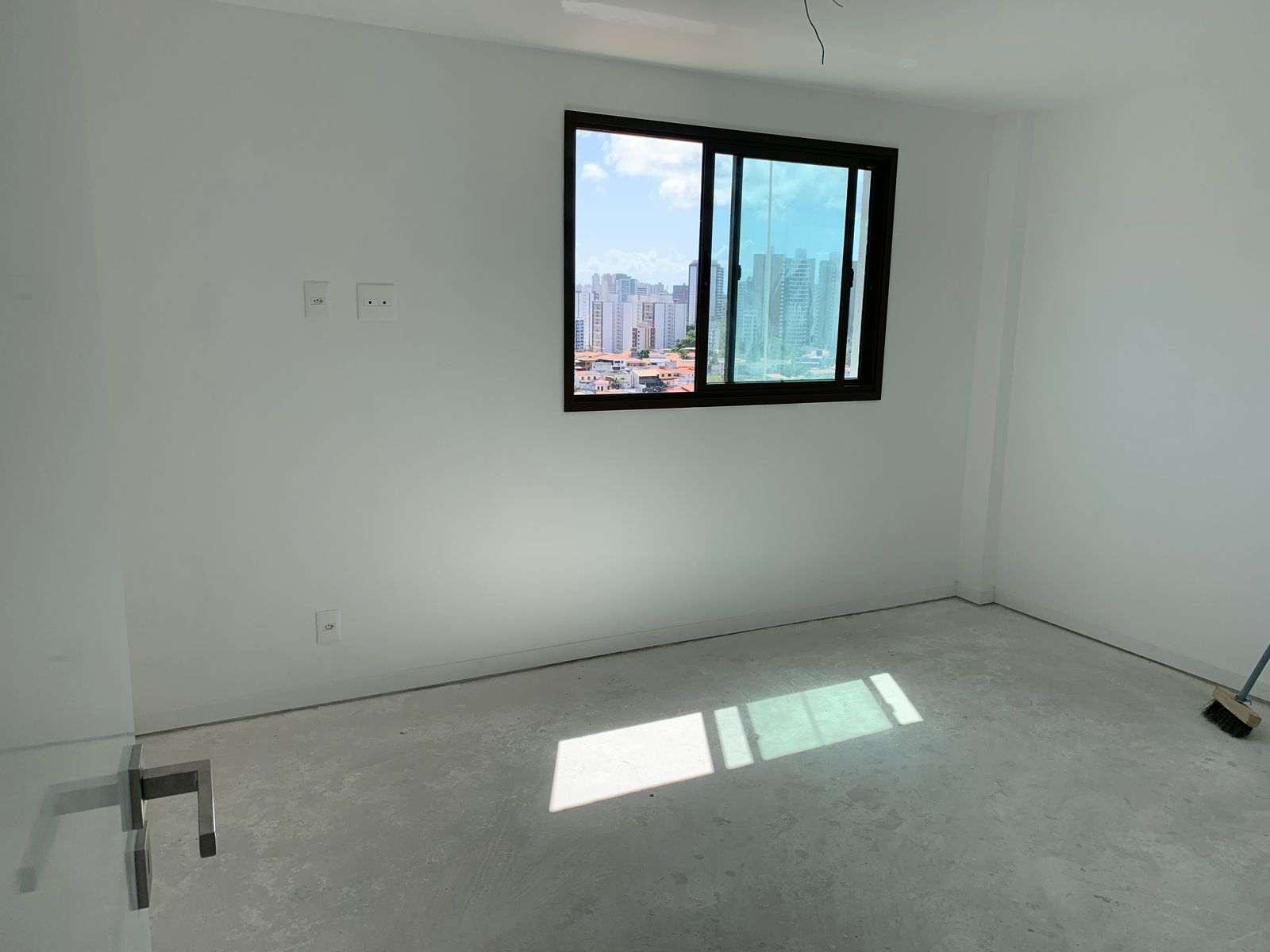 Apartamento - Caminho Das árvores