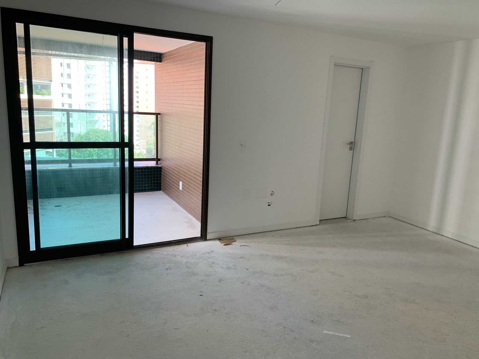 Apartamento - Caminho Das árvores