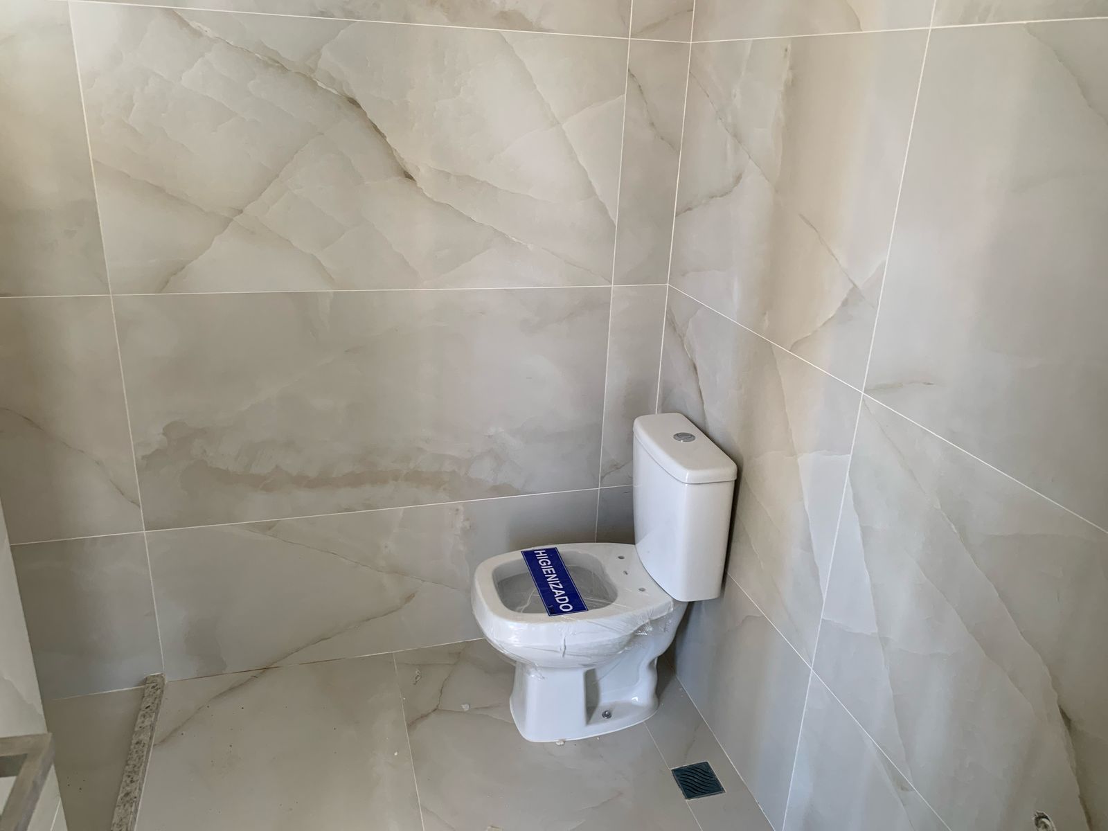 Apartamento - Caminho Das árvores