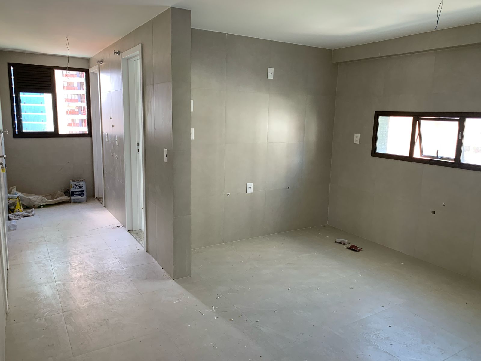 Apartamento - Caminho Das árvores