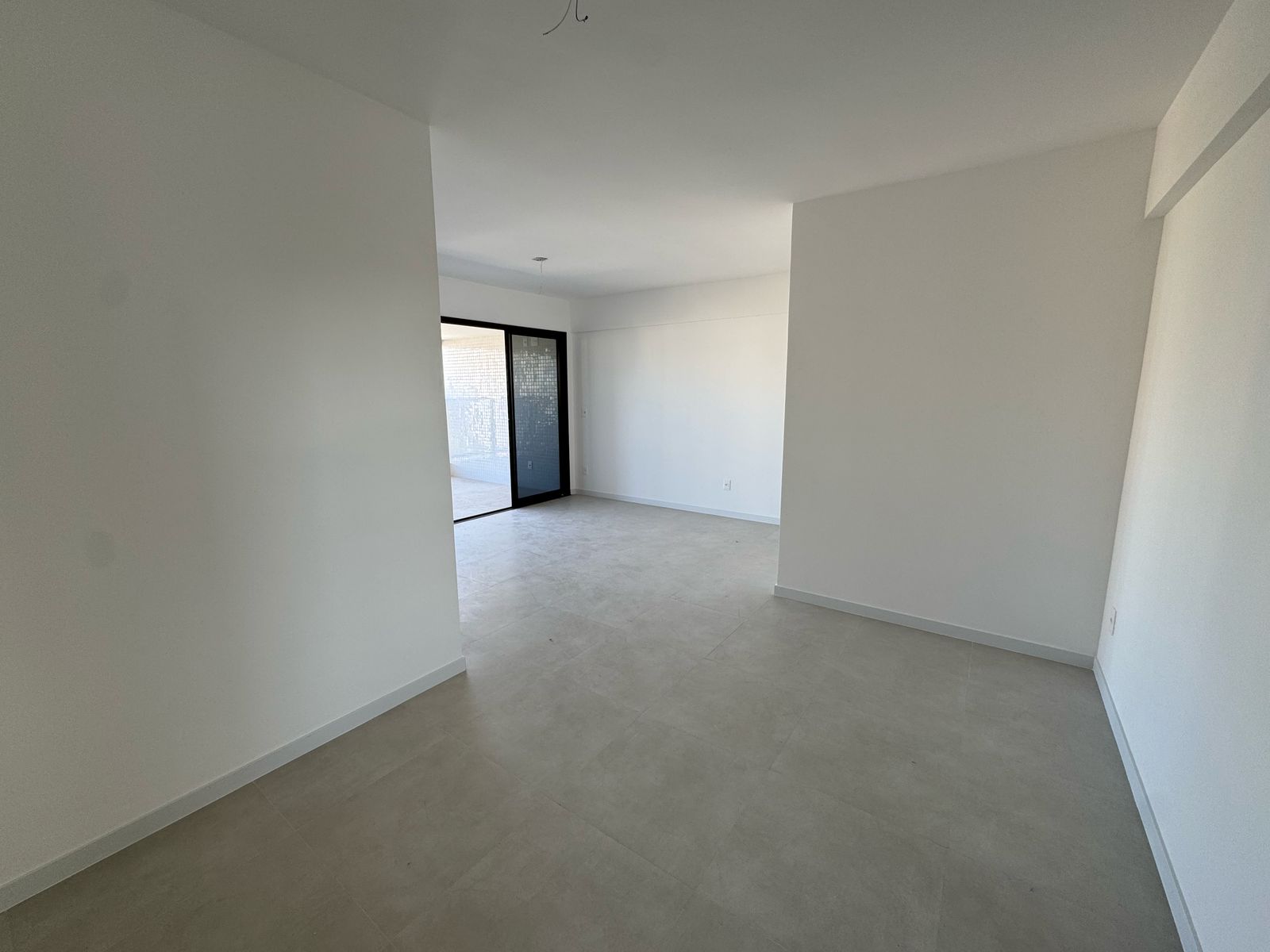 Apartamento - Caminho Das árvores