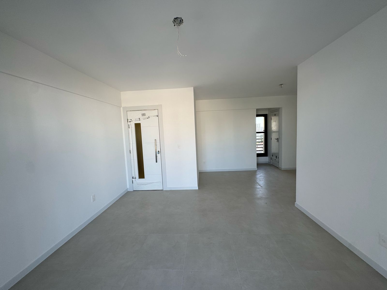 Apartamento - Caminho Das árvores
