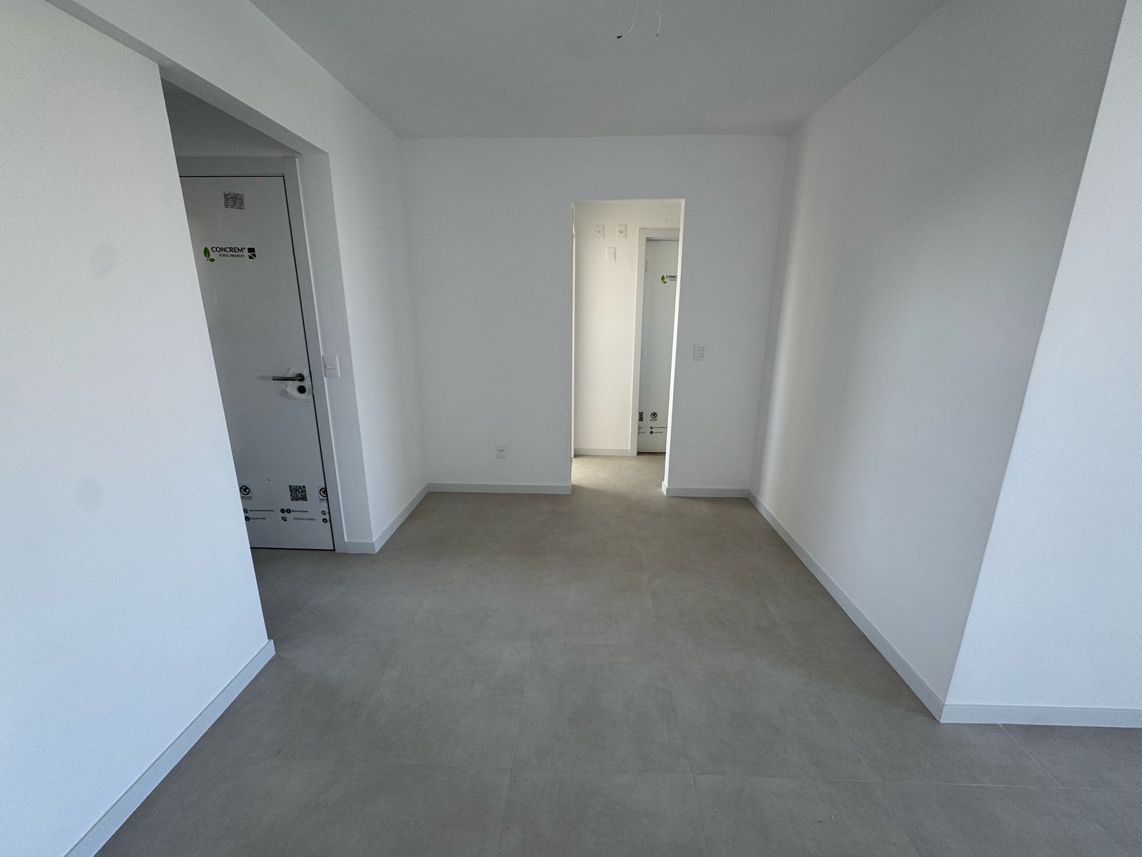 Apartamento - Caminho Das árvores