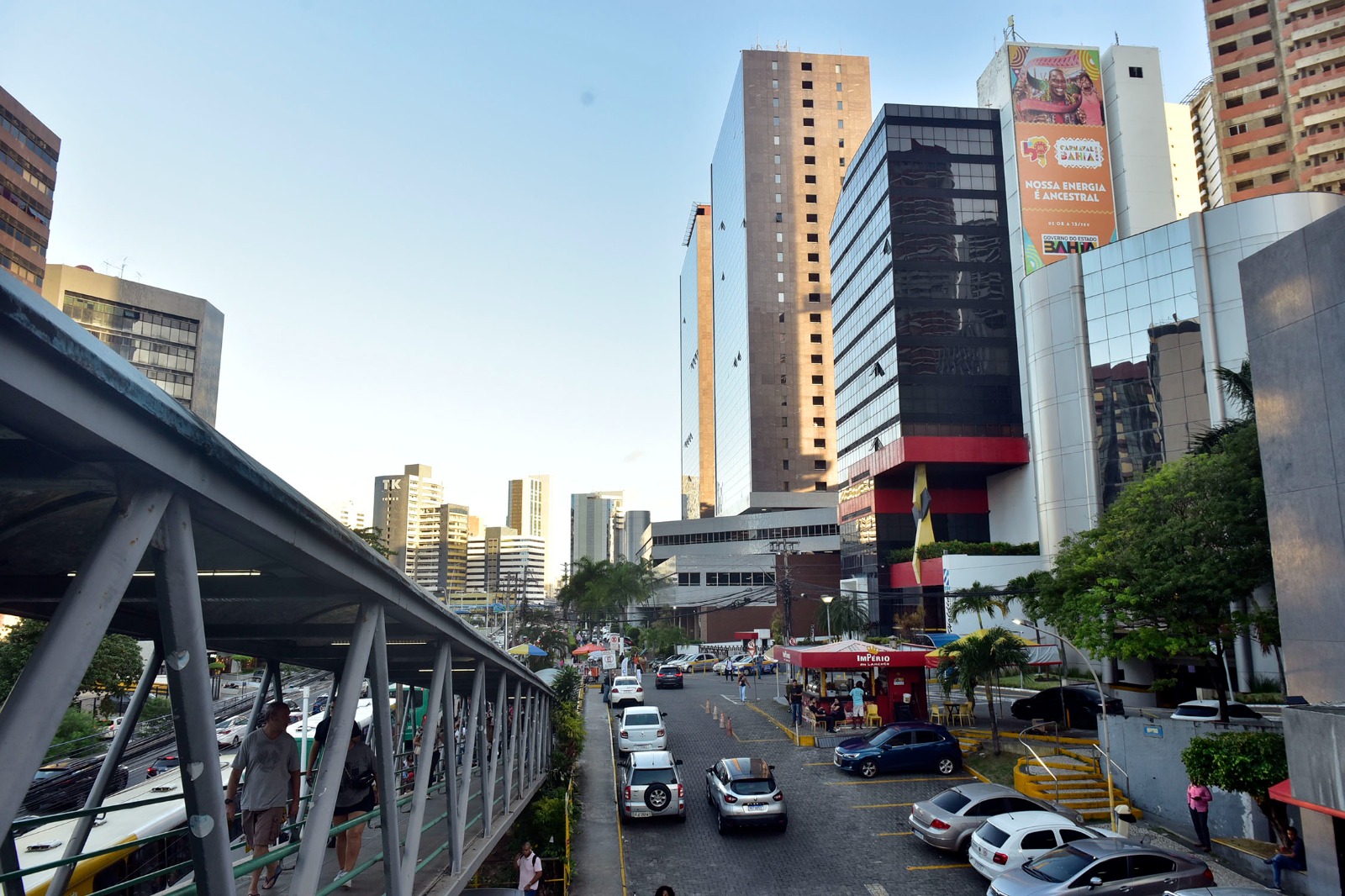 Sala Comercial  - Caminho Das Arvores