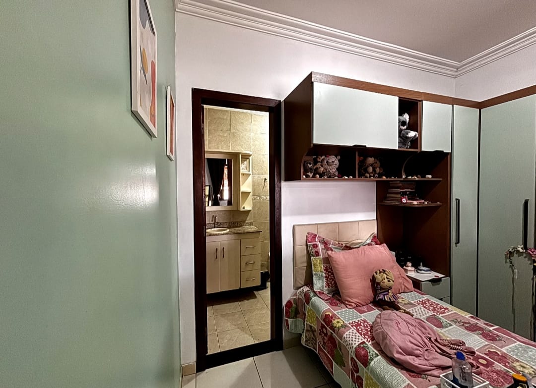 Casa - Praça Kennedy