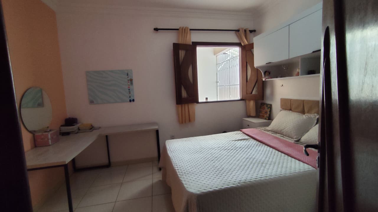 Casa - Praça Kennedy