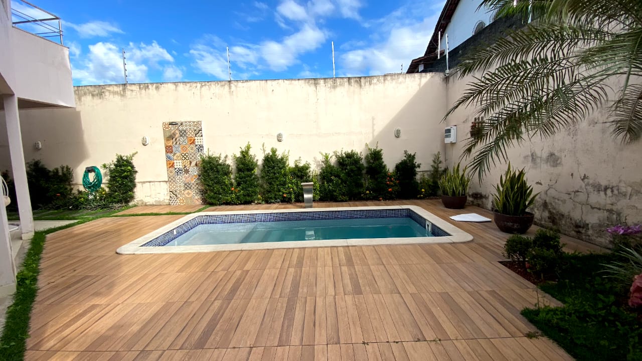 Casa triplex  - Alagoinhas Velha