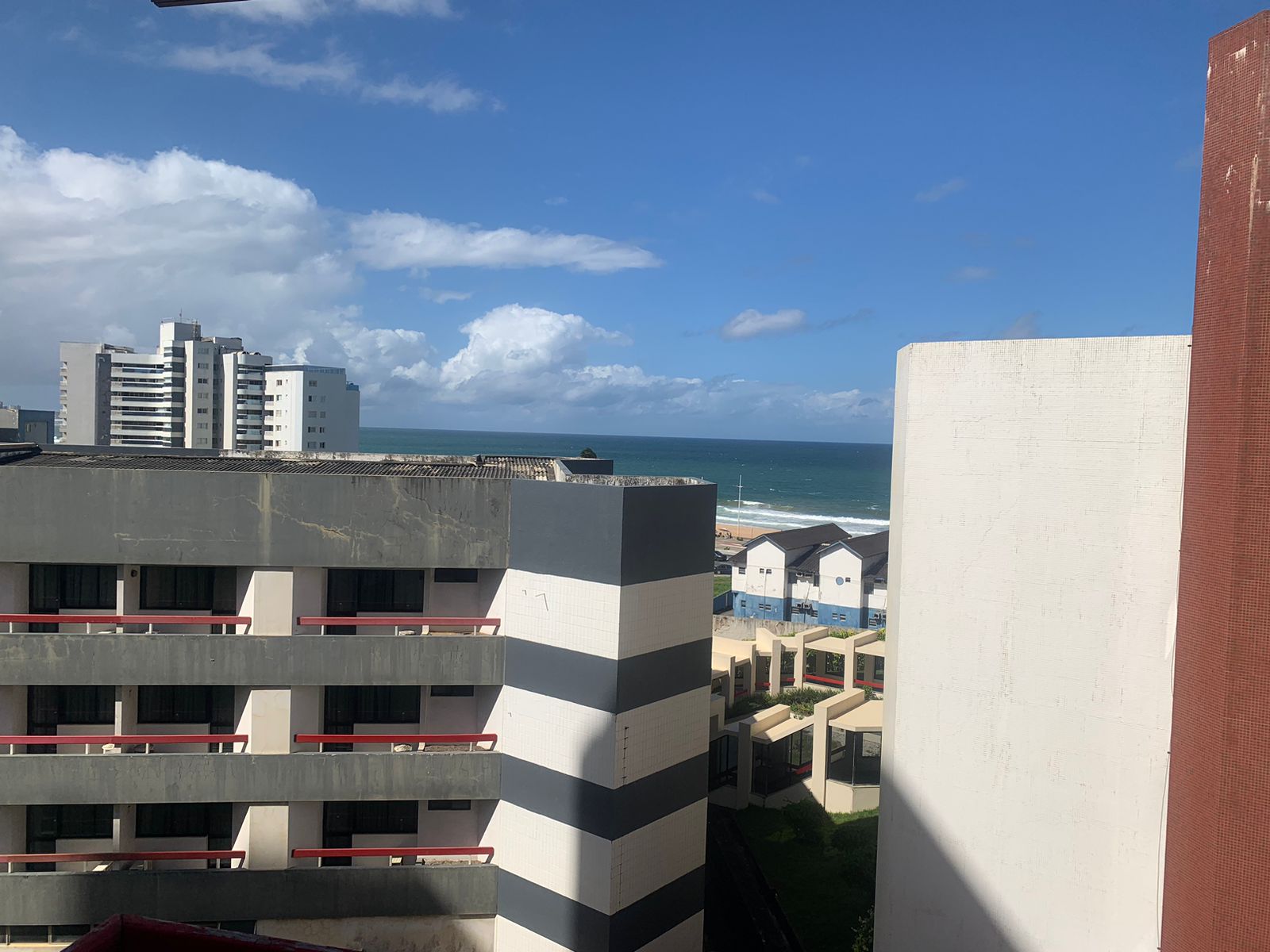 Apartamento - Costa Azul