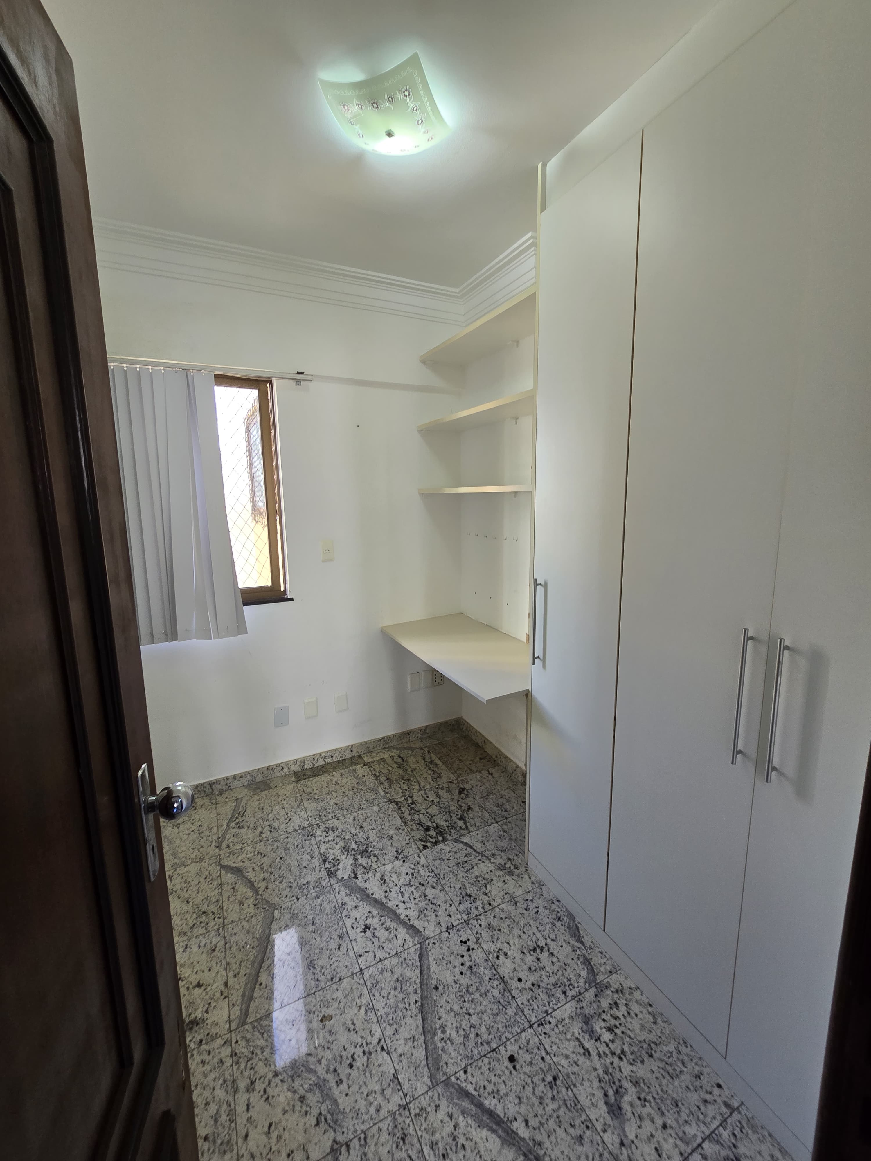 Apartamento - Costa Azul