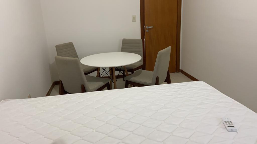 Apartamento - Pitangueiras