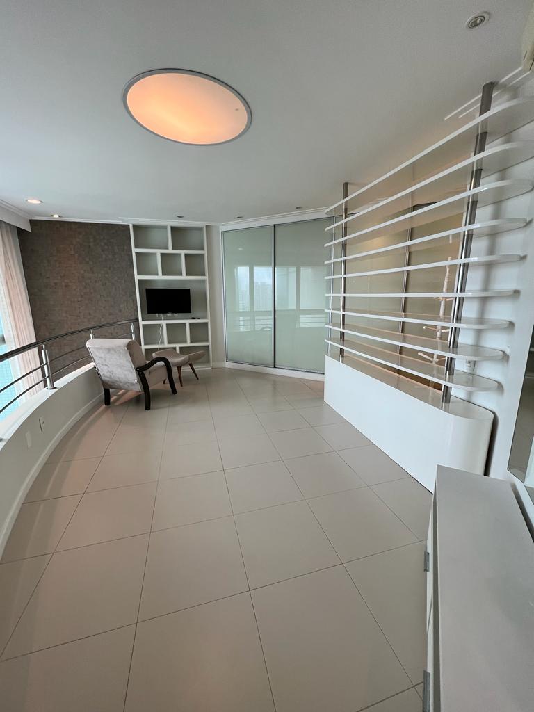 Loft duplex  - Caminho Das Árvores