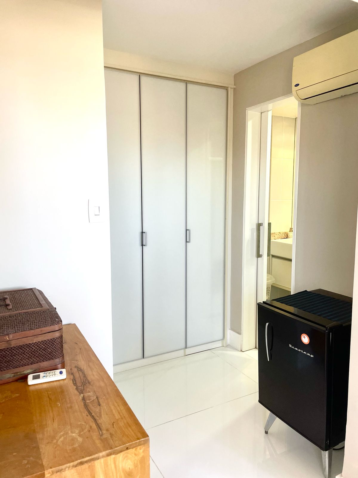 Apartamento duplex  - Itaigara